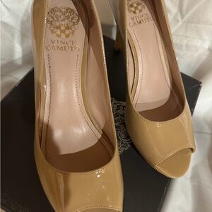 Vince Camuto Patent heels